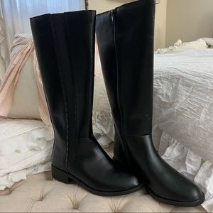 Lauren Conrad Scalloped Boots